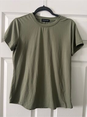 Streetwear Society Olive Crew Neck Short Sleeve Tee Sz M